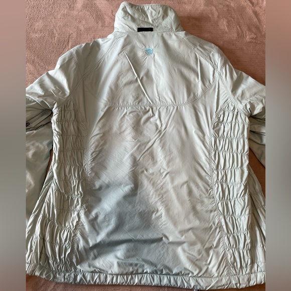 VGUC Medium Women’s Mountain Hardwear soft-shell/fleece-lined jacket, sage green - Picture 8 of 10